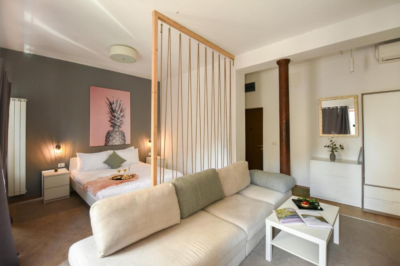 Best Location Old Town - New Studio Bucureşti Exterior foto